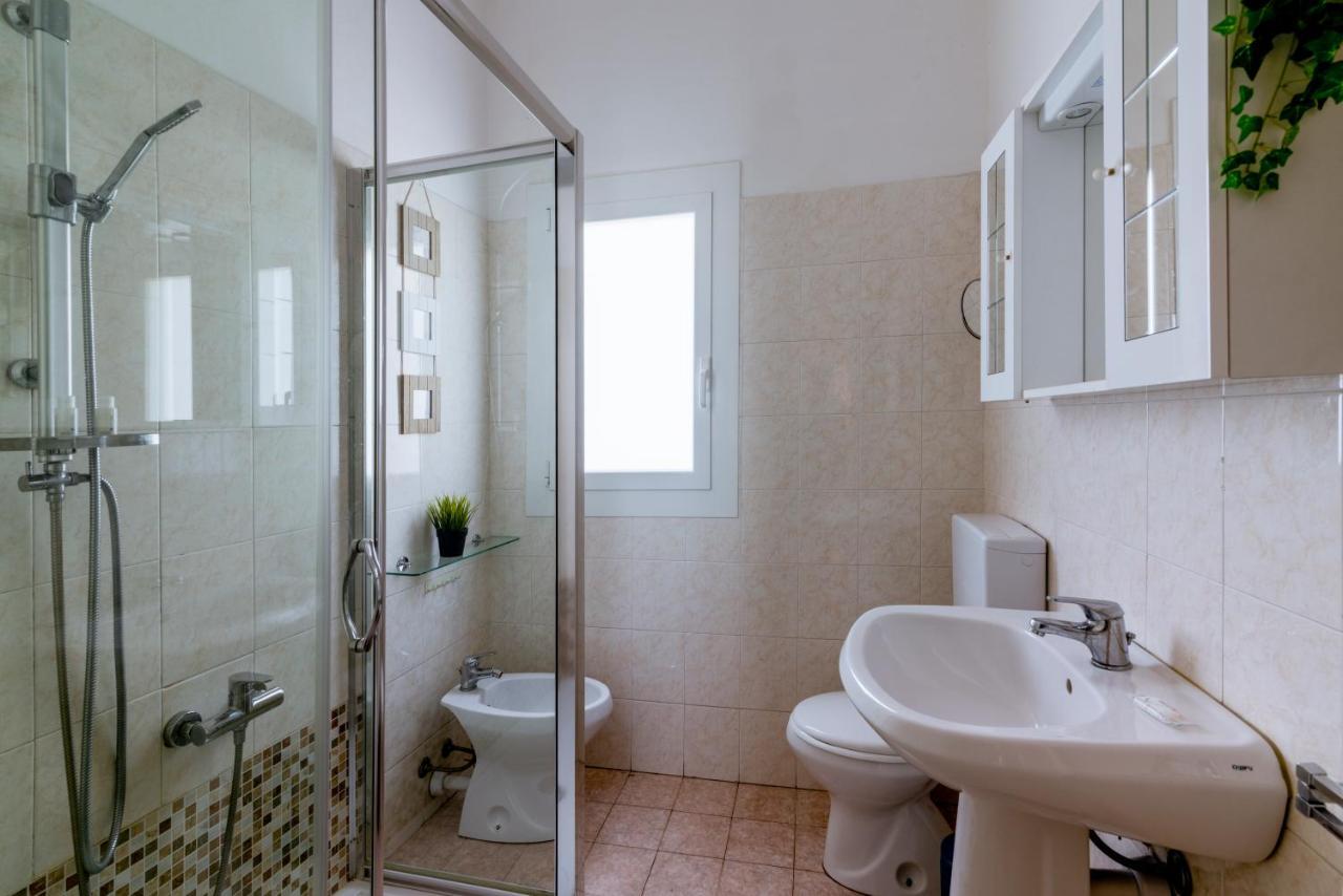 Apartment In The Heart Of Sanremo Bagian luar foto